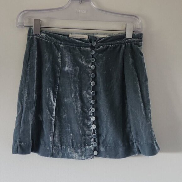 URBAN OUTFITTERS | Button down velvet skirt blue sz S - Picture 2 of 5